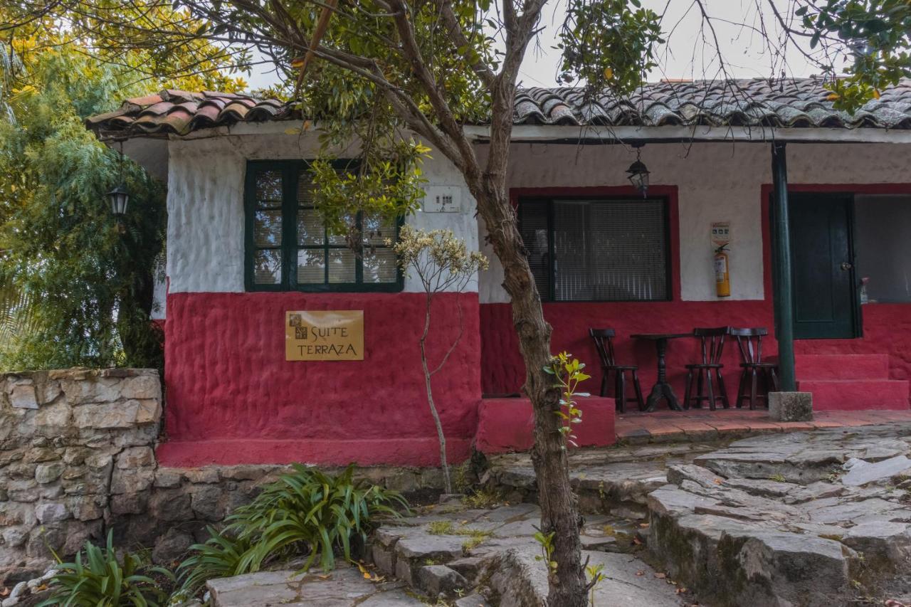 Hotel Y Centro De Convenciones Pueblito De Yerbabuena Paraiso Natural Chía 外观 照片