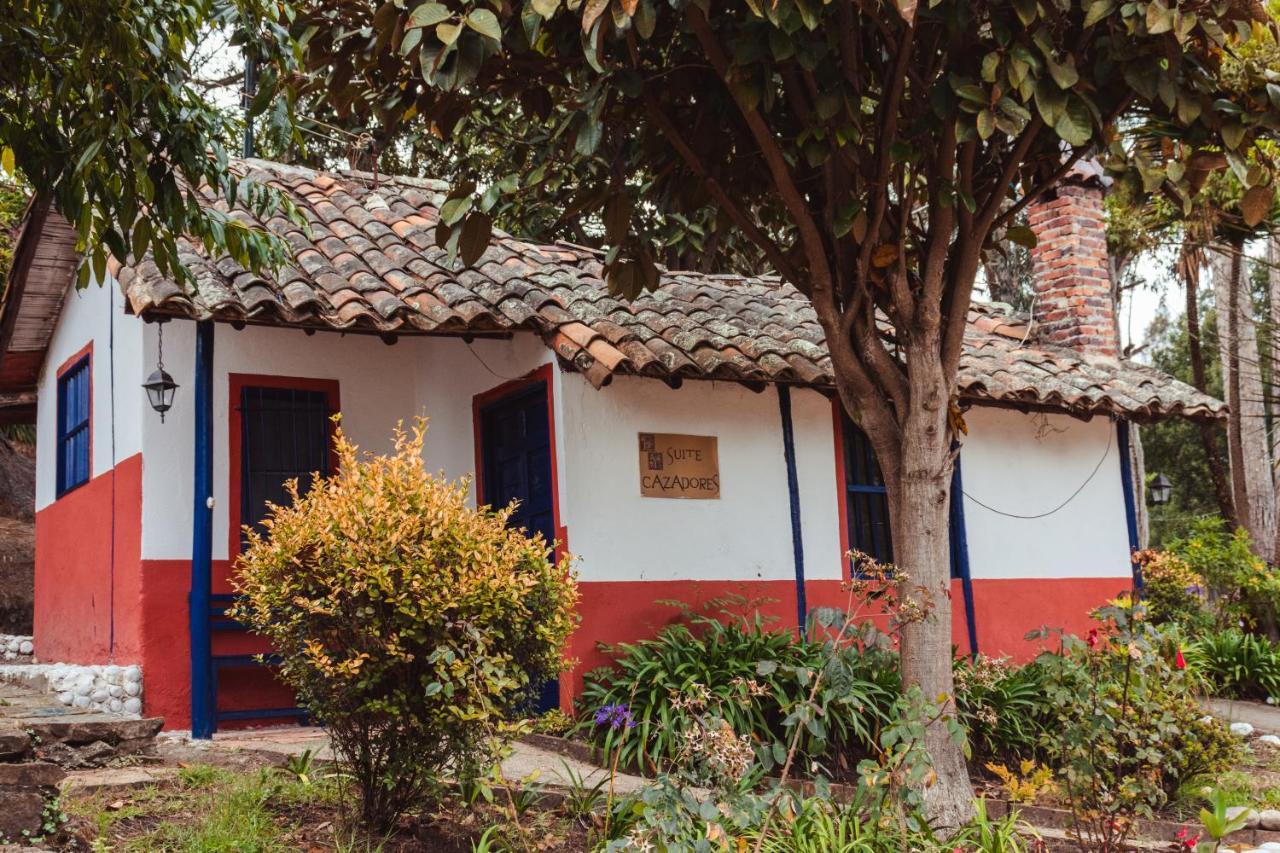 Hotel Y Centro De Convenciones Pueblito De Yerbabuena Paraiso Natural Chía 外观 照片
