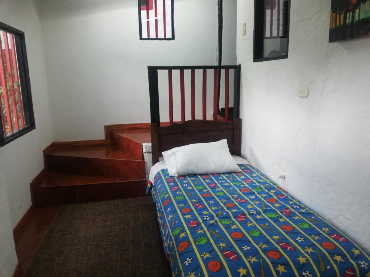 Hotel Y Centro De Convenciones Pueblito De Yerbabuena Paraiso Natural Chía 外观 照片