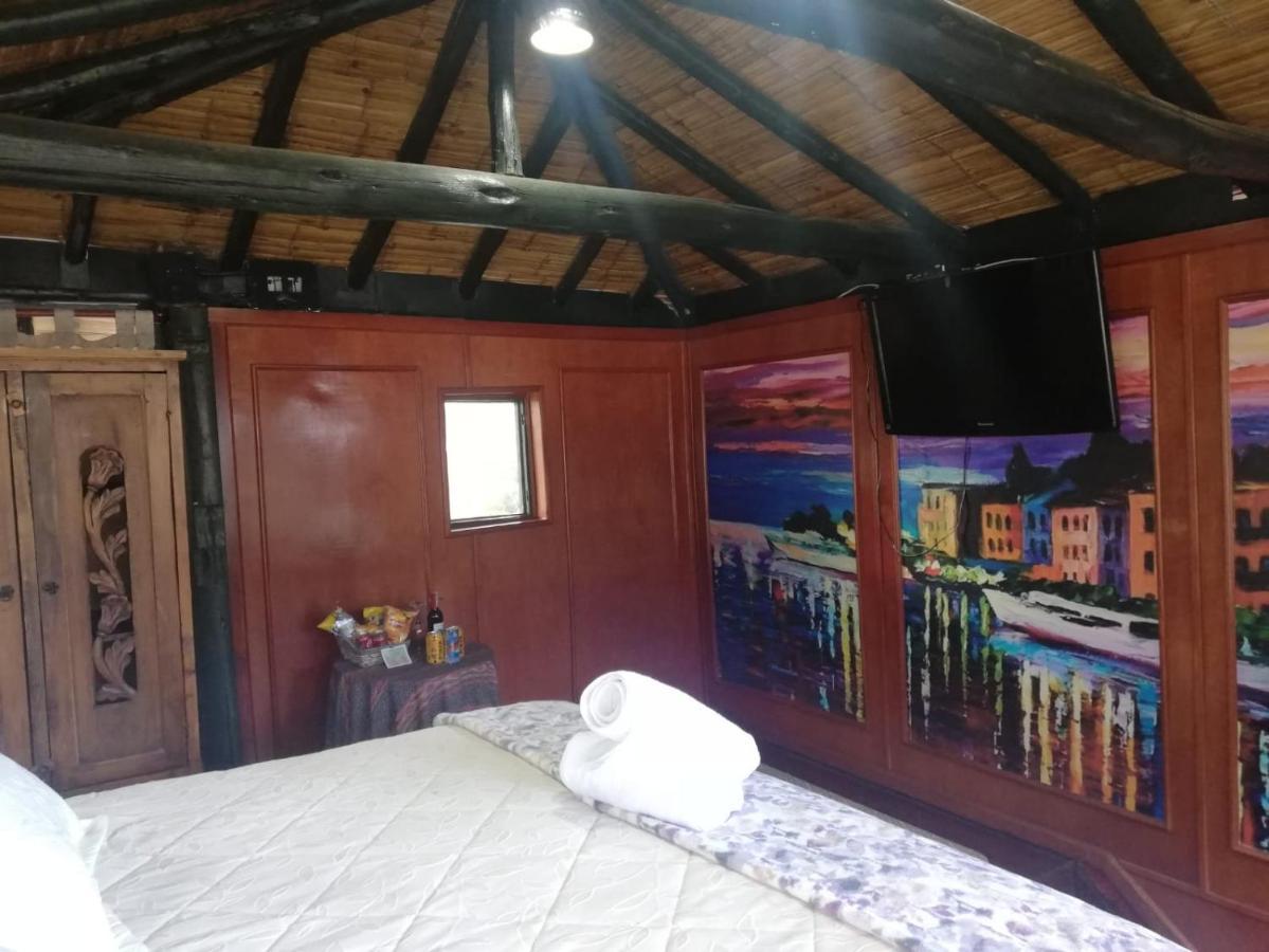 Hotel Y Centro De Convenciones Pueblito De Yerbabuena Paraiso Natural Chía 外观 照片